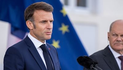 Neuwahlen in Frankreich - Wählen die Franzosen trotz allem rechts, steuert nicht nur Macron auf schwere Zeiten zu