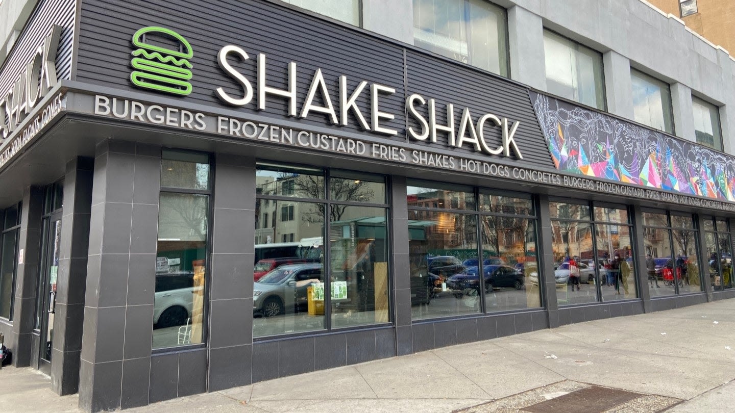 Shake Shack swings to profit in Q1 2024