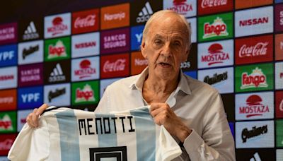 El último adiós a César Luis Menotti: el recuerdo de Scaloni sobre el DT que cambió la historia de la Selección