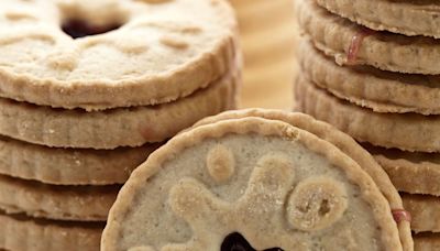 Tesco shoppers race to snap up 'banging' Jammie Dodgers flavour hitting shelves