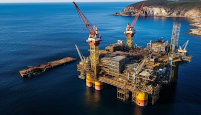 Can Transocean Ltd. (RIG) Turn Recent Challenges into Opportunities for Investors?