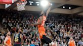 Ojeleye renueva con el Valencia Basket hasta 2026 sin clausula de salida este verano