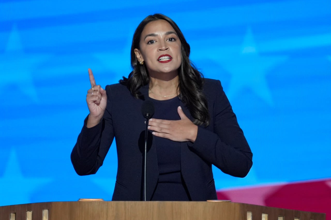 Ocasio-Cortez compares Trump at debate to ‘guy yelling’ on NYC streets