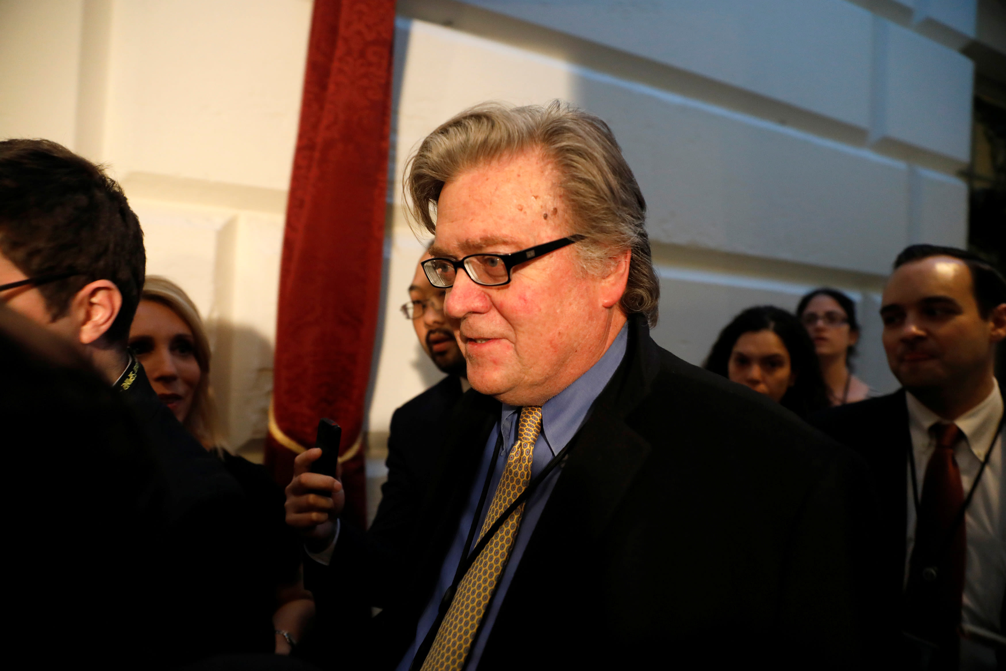 Ex-Trump adviser Bannon subpoenaed in special counsel Russia probe