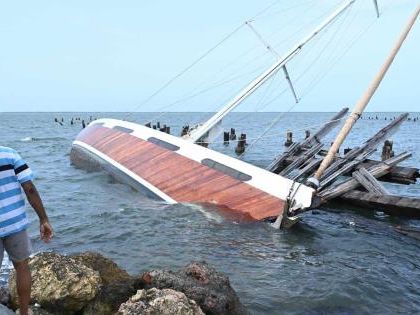 Autoridades de Jamaica buscan a 11 pescadores desaparecidos tras "Beryl"