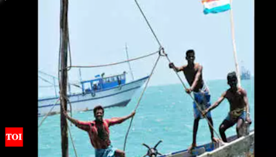 Sri Lankan navy detains ten Indian fishermen; sailor dies | Chennai News - Times of India