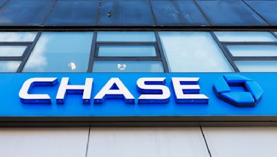 2024 Chase Freedom bonus categories: Get 5% back on PayPal and pet purchases this quarter