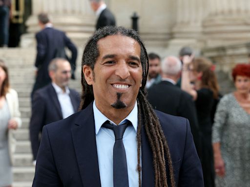 "T'es député toi ? Il faut se couper les cheveux" : l'élu NFP Steevy Gustave victime de propos déplacés, indignations à gauche