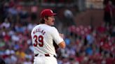 Miles Mikolas' no-hit bid for Cardinals broken up by Pirates in 7th inning