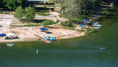 Visitors warned to avoid toxic algal bloom at San Bernardino County lake