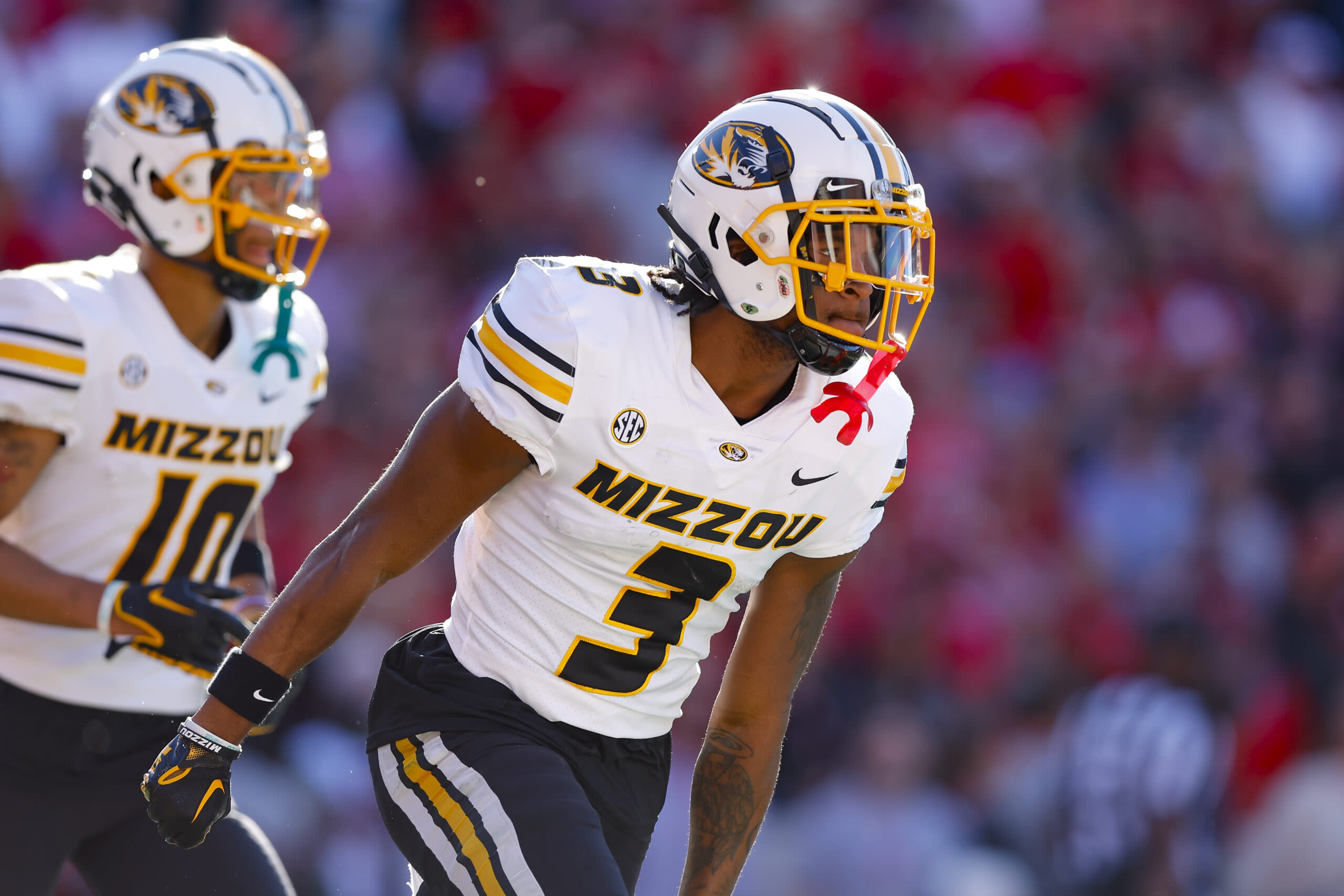 Bucs steal elite WR prospect in latest 2025 NFL mock draft