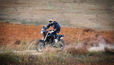 Royal Enfield Himalayan Rally images leaked, launch likely next year