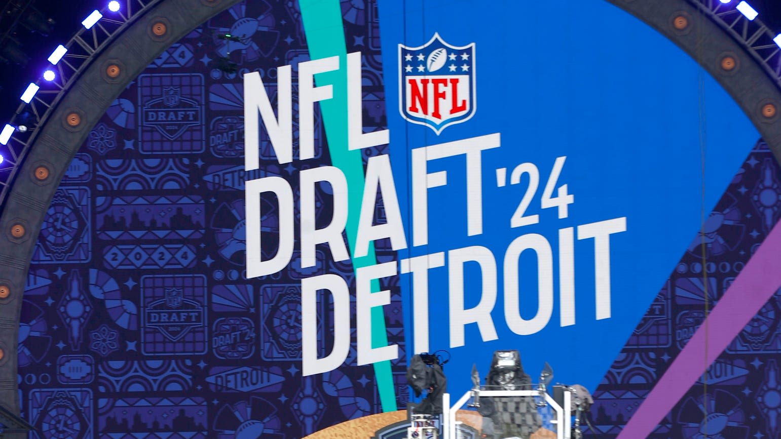 Will Detroit beat Kansas City when it comes to crowds, economic impact of NFL draft?