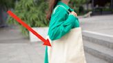Spine Doctors Say This Is The 1 Type Of Bag They Would Never, Ever Carry