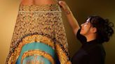 Lujoso vestido con la imagen de la Virgen de la Caridad fue una promesa, dijo diseñadora de Miami