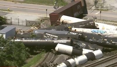 Tren se descarriló en Illinois; video muestra aparatoso incidente