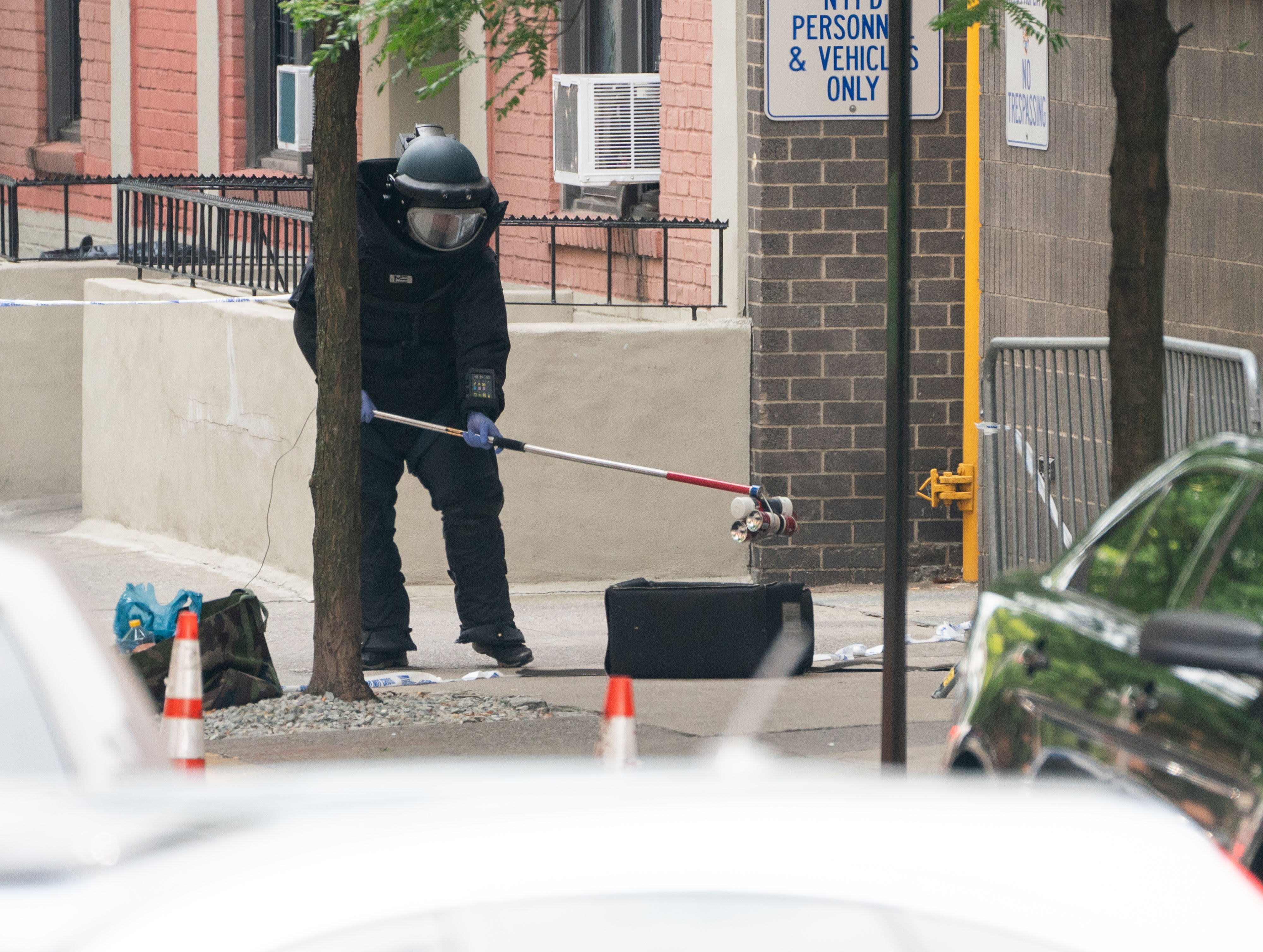 Bomb found outside East Harlem NYPD stationhouse was operable, suspect charged