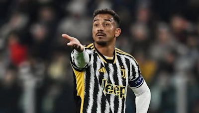 Danilo centrale nella Juve e terzino col Brasile: "Ne ho parlato col ct. La fascia un sogno"