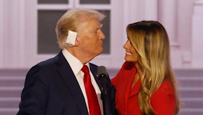 Melania Trump: Seltener Auftritt neben Ehemann Donald Trump