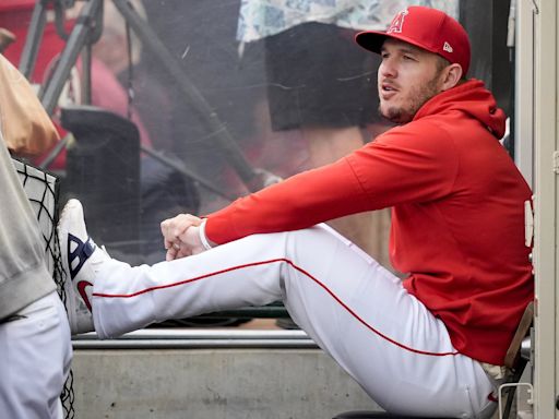 Angels' Mike Trout hasn't started running again after setback in rehab from knee injury