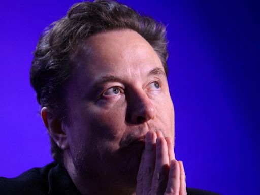 Elon Musk suggests late Twitter disclosure was a mistake, seeks to end lawsuit