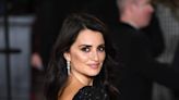 Penélope Cruz cuenta que quiso adoptar a un niño antes de su matrimonio con Javier Bardem