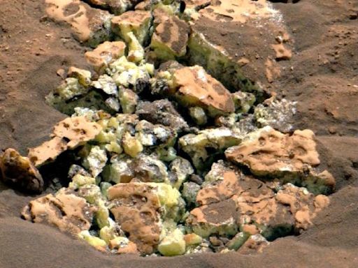 Encontró Curiosity cristales de azufre por primera vez en Marte