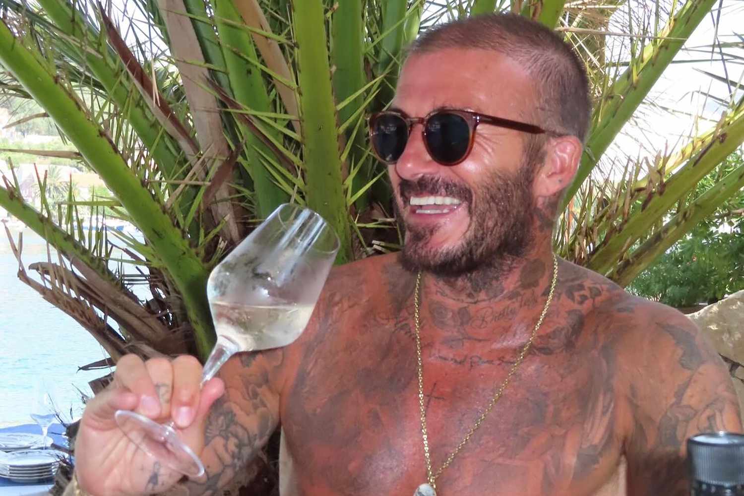 David Beckham Posts Shirtless Workout Video Highlighting His Weekend Routine: 'Saturday Morning Abs'