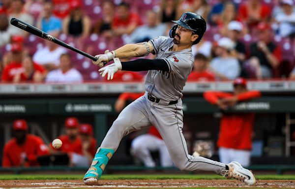 Corbin Carroll's homer helps lift Diamondbacks over Reds in series opener