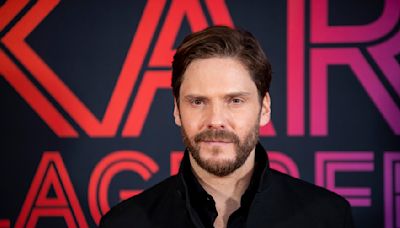 Daniel Brühl to Direct Nazi Era Tennis Biopic ‘Break’ With ‘All Quiet on Western Front’ Team, ‘Night Manager’ Producers