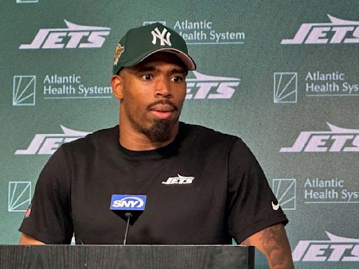 Jets' Chuck Clark still miffed by Ravens and fired up to prove himself again after missing last year