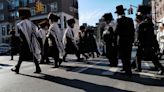 Mob of teens hurl traffic cones, bottles at Jewish man on Brooklyn street: NYPD