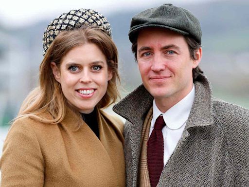 Princess Beatrice and Husband Share a Romantic Kiss in New Wedding Photo Revealed on Their 4th Anniversary