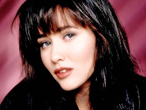 Shannen Doherty, star of 'Beverly Hills, 90210' and 'Charmed,' dies at 53