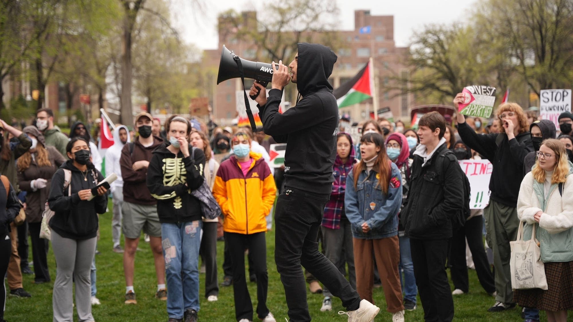 U of M officials meet with pro-Palestinian protest organizers; buildings closed a 3rd day