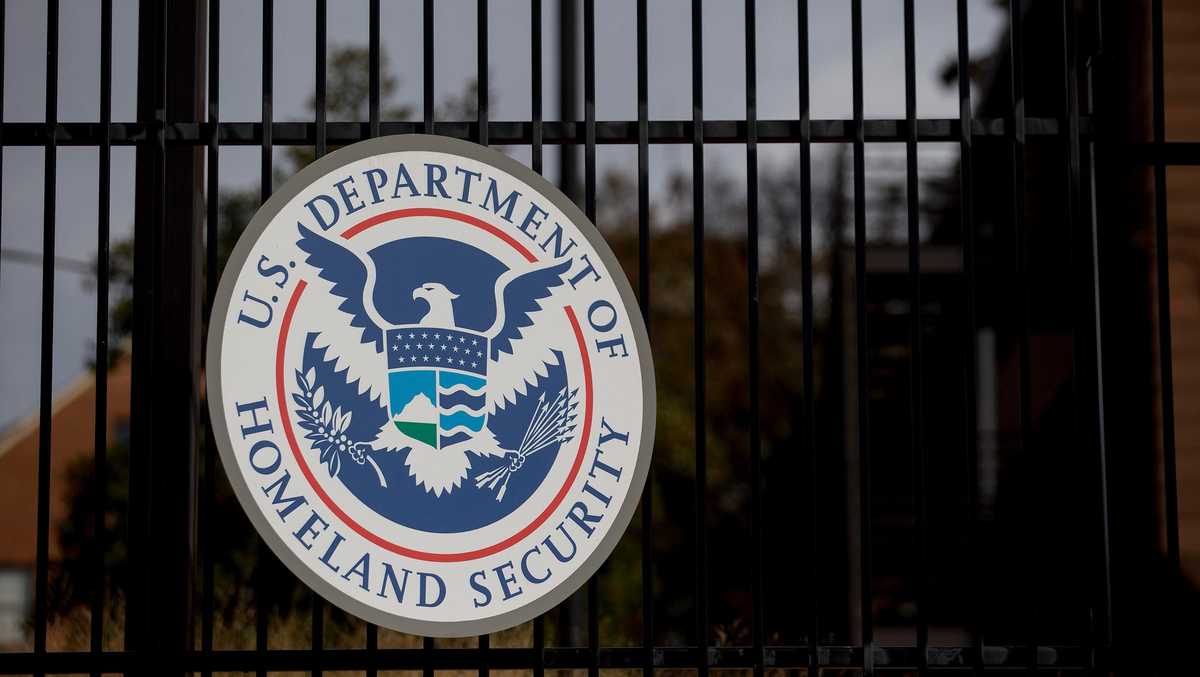 DHS identifies 400 migrants smuggled into US by network that may be connected to ISIS