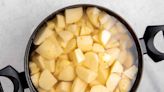 Here's How Many Pounds Of Potatoes You Need Per Person When Making Mashed Potatoes