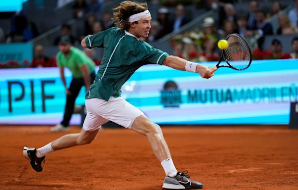 Rublev wins Madrid Open for the 1st time after rallying to beat Auger-Aliassime