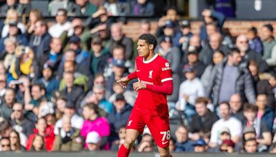 El defensa Jarell Quansah amplía su contrato con el Liverpool