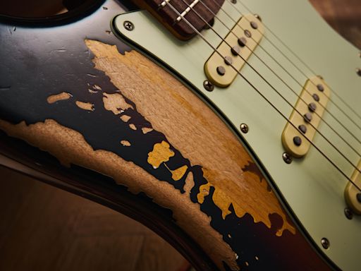 Can the relic'ing on a Fender Mike McCready Road Worn Strat be 'improved'? This video finds out