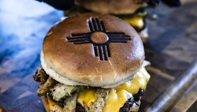 New Mexico State Fair accepting applications for Green Chile Cheeseburger Challenge