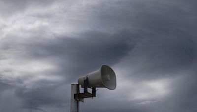 What caused erroneous tornado sirens in Madisonville Thursday?