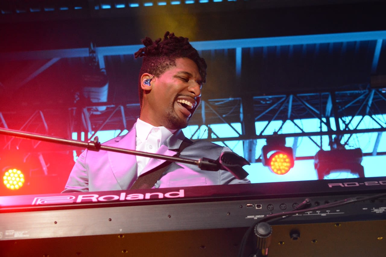 Piano wizard Jon Batiste turns Syracuse crowd into choir of angels (review)