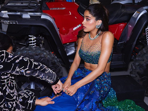 Janhvi Kapoor Cuts Off Cancan From Lehenga At Radhika Merchant's Sangeet; Tips To Wear One Under Ethnic Outfits