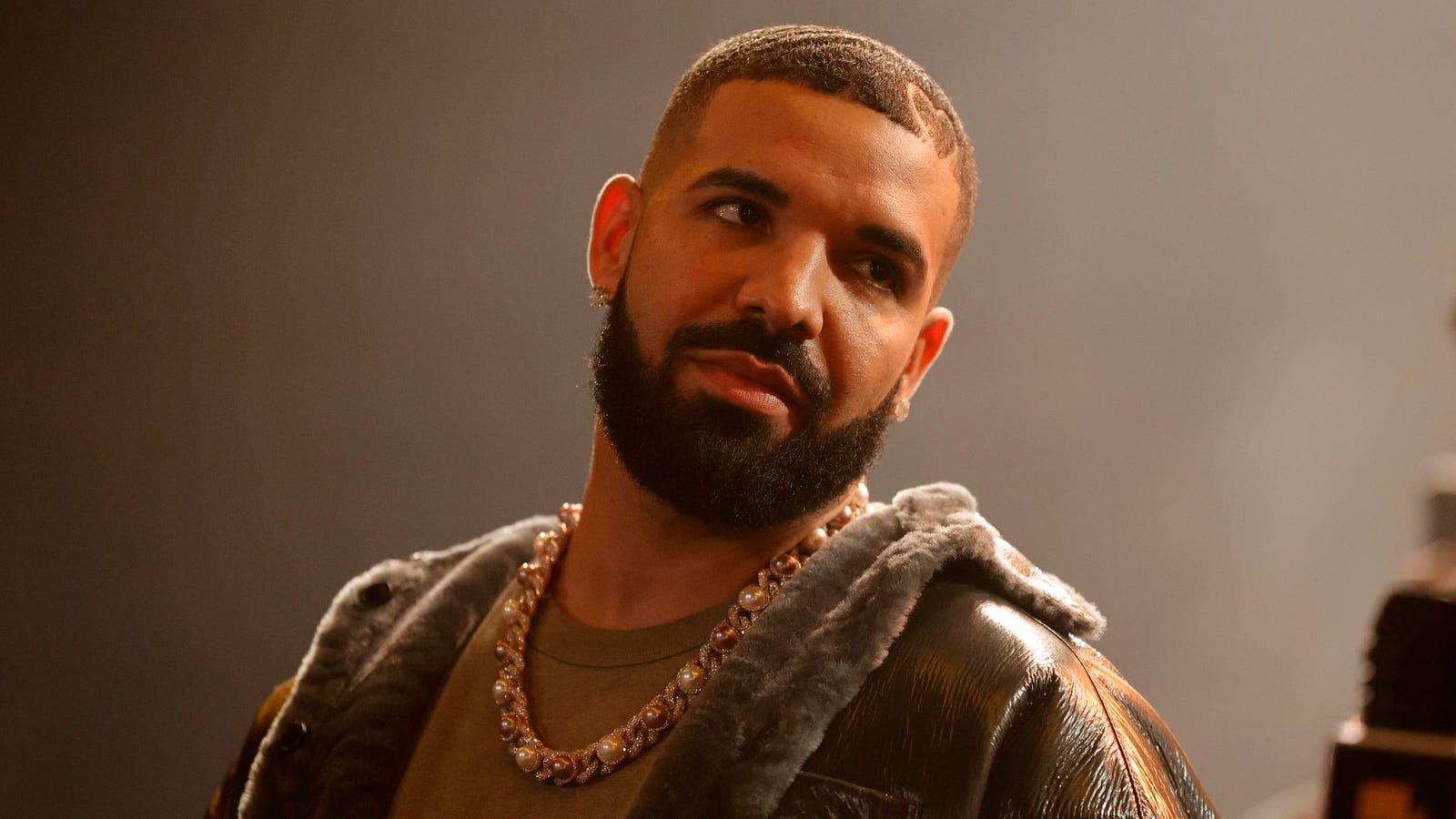 Drake-Kendrick Lamar Feud Timeline: Drake Denies Claims He’s A ‘Certified Pedophile’ In Latest Track