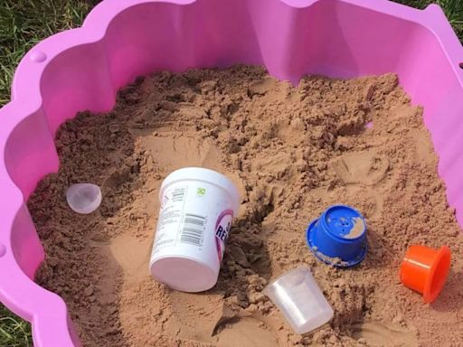 You can make a home beach for less than £10 using Aldi buys, say savvy shoppers