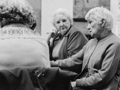 Franki Raffles: everyday scenes of working women in the Eighties rendered remarkable