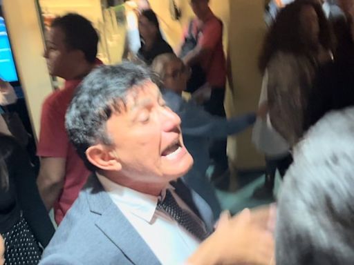 Quem é o deputado que promove baixarias na Câmara e tem apoio de Bolsonaro para eleição em Belém