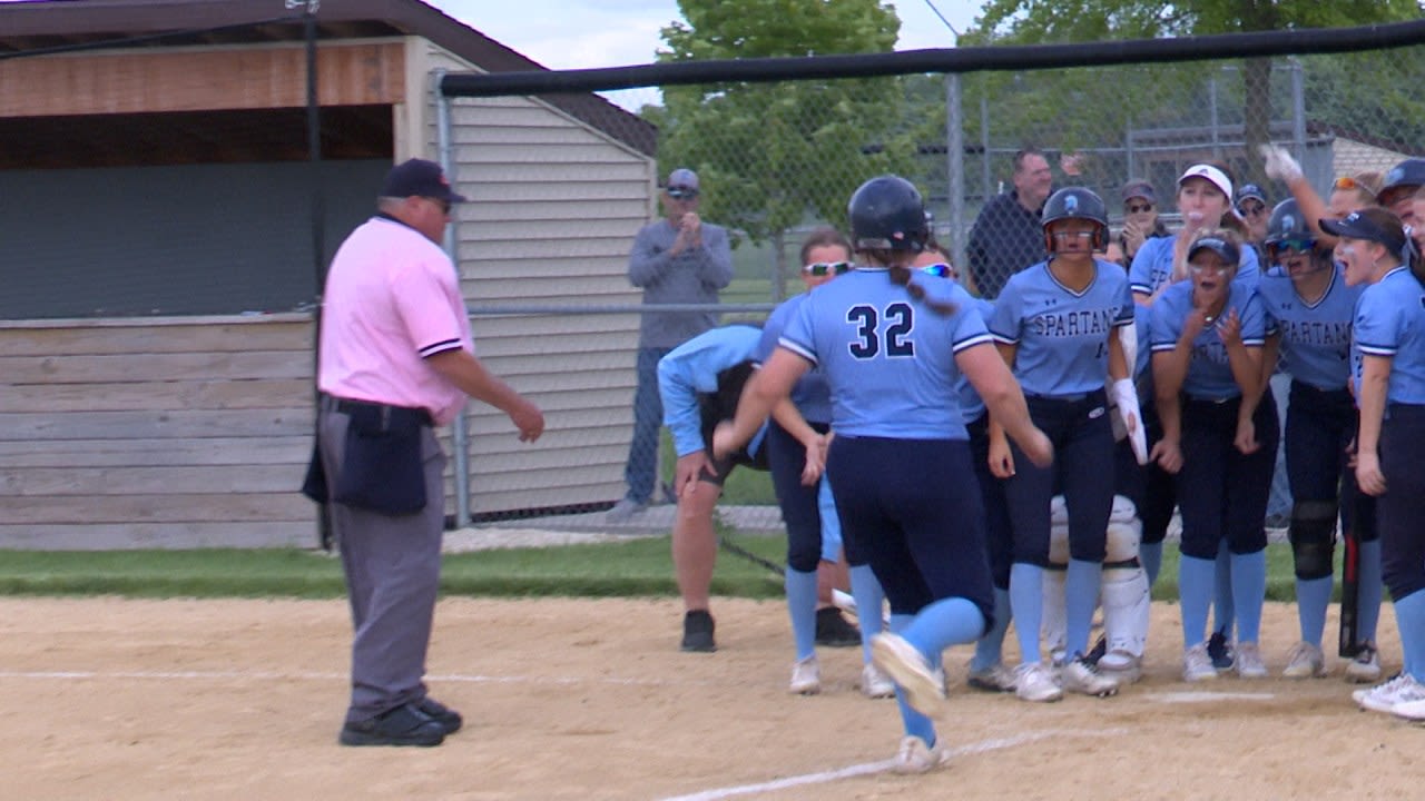 Olympia seniors eye trip to softball state