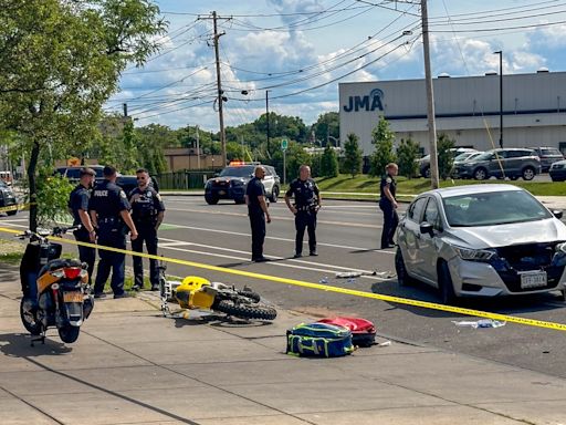 17-year-old found unconscious after dirt bike collides with car in Syracuse, police say